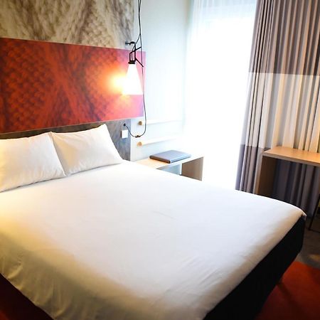 Ibis Aachen Marschiertor - Aix-La-Chapelle Hotel Bagian luar foto