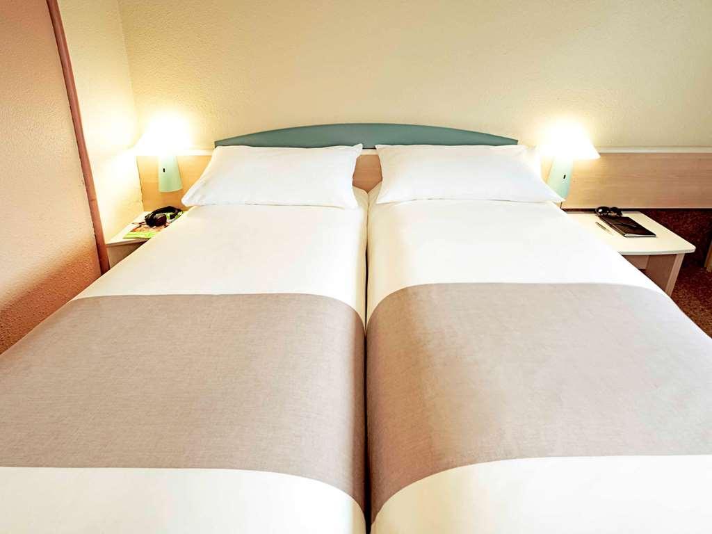 Ibis Aachen Marschiertor - Aix-La-Chapelle Hotel Bagian luar foto