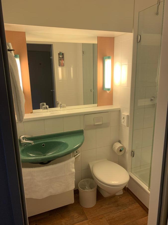 Ibis Aachen Marschiertor - Aix-La-Chapelle Hotel Bagian luar foto